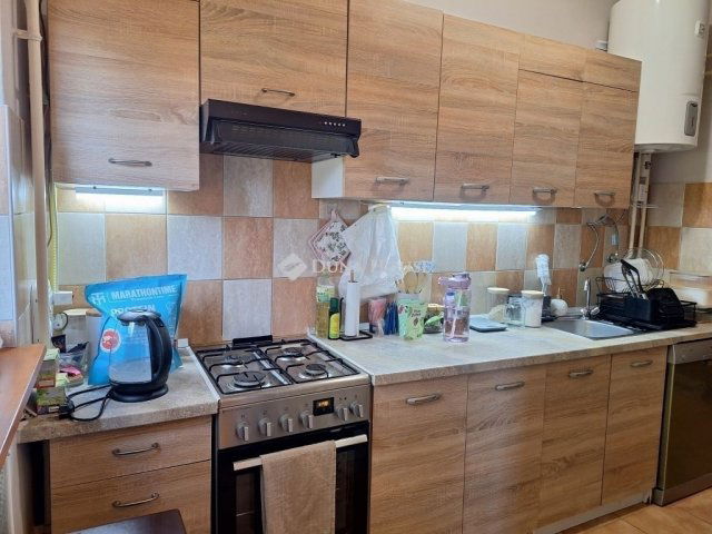 Eladó téglalakás, Kecskeméten 36.5 M Ft, 2 szobás