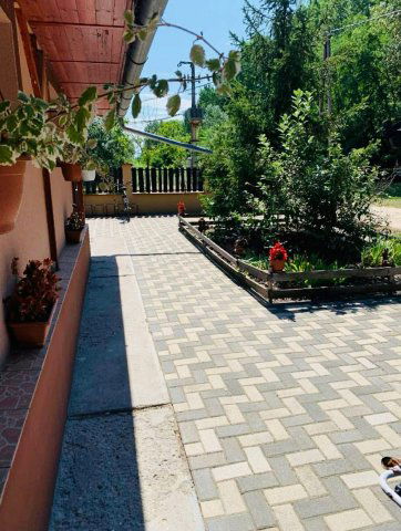 Eladó családi ház, Csemőn 55 M Ft, 3 szobás