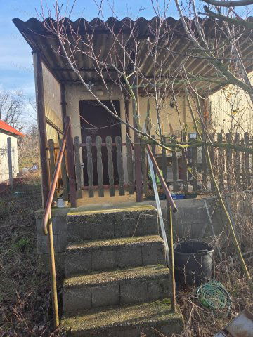 Eladó mezogazdasagi ingatlan, Oroszlányban 4.5 M Ft, 1 szobás