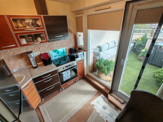 Eladó téglalakás, Szegeden, Holló utcában 59.99 M Ft, 2 szobás