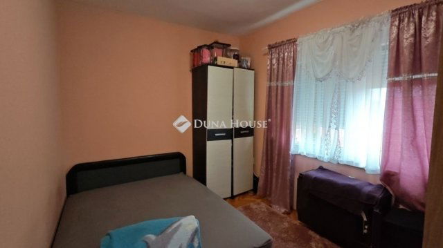 Eladó téglalakás, Kecskeméten 65.9 M Ft, 4 szobás
