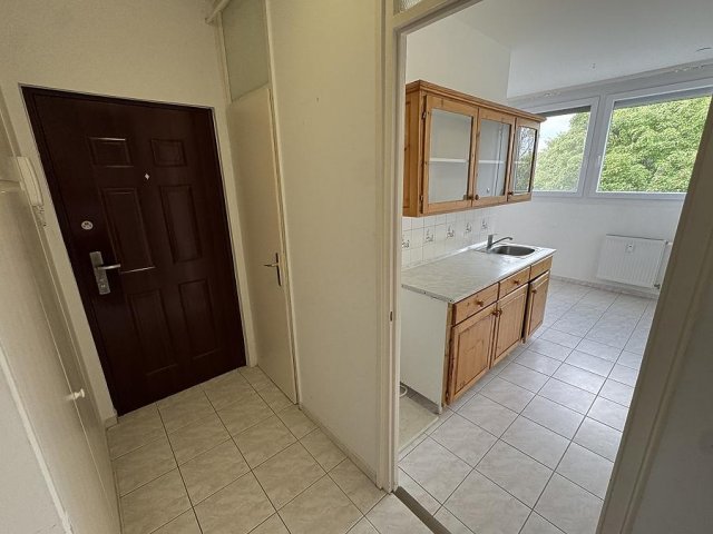 Eladó panellakás, Szentendrén 63.5 M Ft, 2 szobás