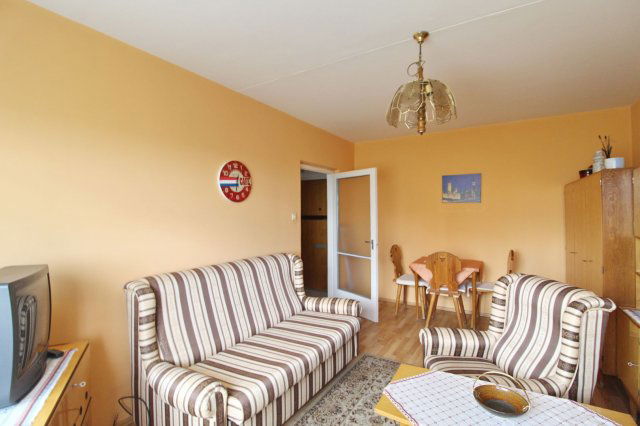 Kiadó panellakás, albérlet, Debrecenben 135 E Ft / hó, 2 szobás