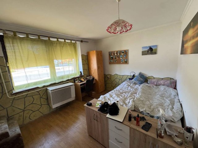 Eladó családi ház, Szabadszálláson 39.9 M Ft, 4 szobás