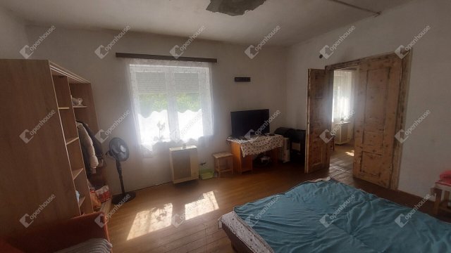 Eladó családi ház, Pusztavámon 33.9 M Ft, 4 szobás