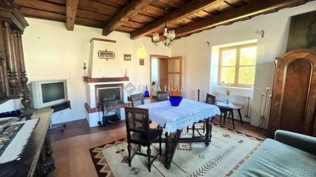 Eladó családi ház, Szőcén 85 M Ft, 5 szobás