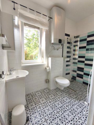 Eladó téglalakás, Budapesten, III. kerületben 90 M Ft