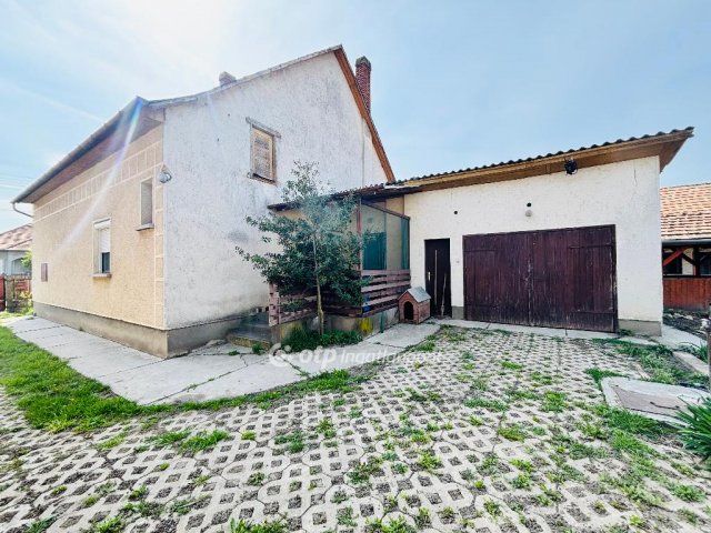 Eladó családi ház, Püspökladányban 38.5 M Ft, 2 szobás