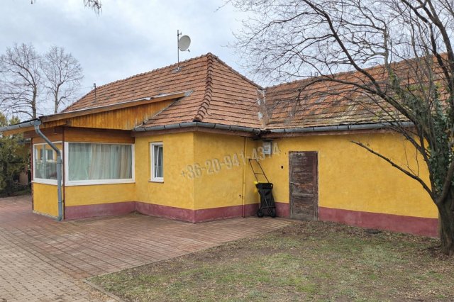Eladó családi ház, Dunaharasztin 64.9 M Ft, 3 szobás