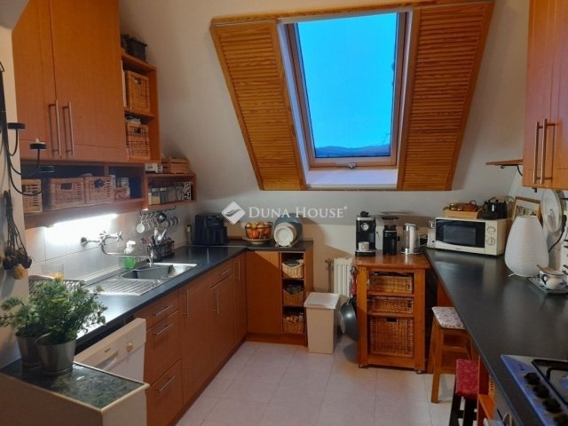 Eladó téglalakás, Szegeden 71 M Ft, 3 szobás