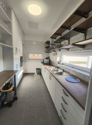 Eladó családi ház, Gávavencsellőn 37.9 M Ft, 2 szobás