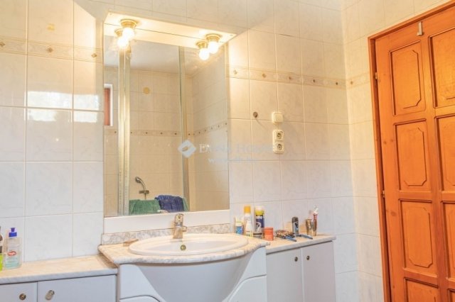 Eladó családi ház, Budapesten, XX. kerületben 120 M Ft, 5 szobás