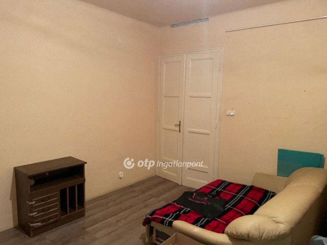 Eladó téglalakás, Budapesten, XIV. kerületben 69.9 M Ft