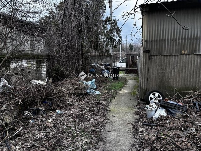 Eladó téglalakás, Budapesten, XX. kerületben 31 M Ft, 1 szobás