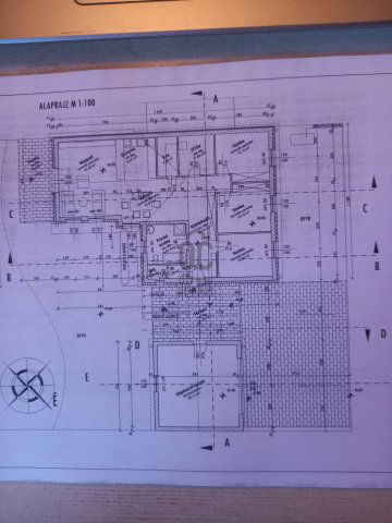 Eladó családi ház, Pápán 104.6 M Ft, 3 szobás