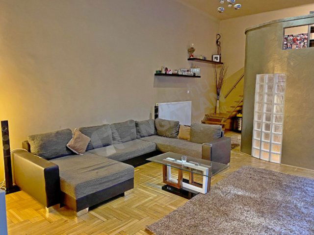 Kiadó téglalakás, albérlet, VII. kerületben, Rákóczi úton