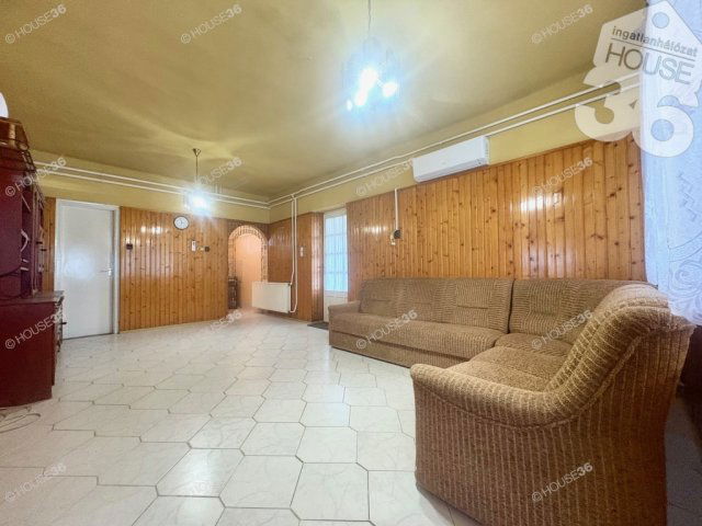 Eladó családi ház, Lakitelken 36.85 M Ft, 3 szobás