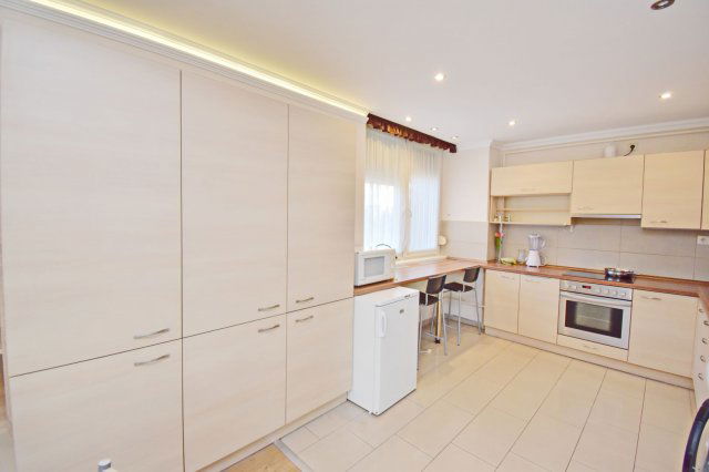 Kiadó téglalakás, albérlet, Debrecenben 320 E Ft / hó, 3 szobás