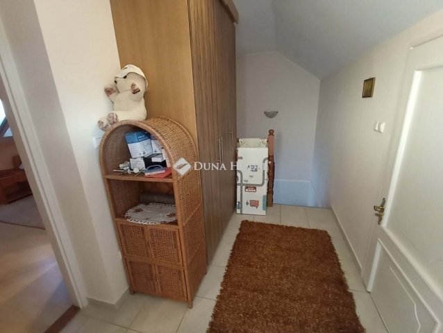 Eladó ikerház, Szegeden 109 M Ft, 5 szobás / költözzbe.hu