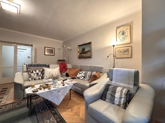 Eladó téglalakás, Pécsett, Péter utcában 149 M Ft, 3+1 szobás