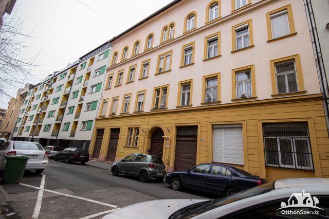 Eladó téglalakás, IX. kerületben, Sobieski János utcában
