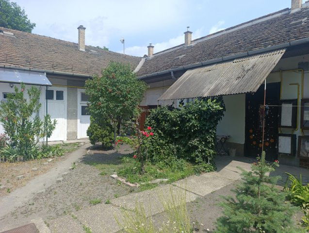Eladó téglalakás, Budapesten, XX. kerületben 28.5 M Ft, 1 szobás
