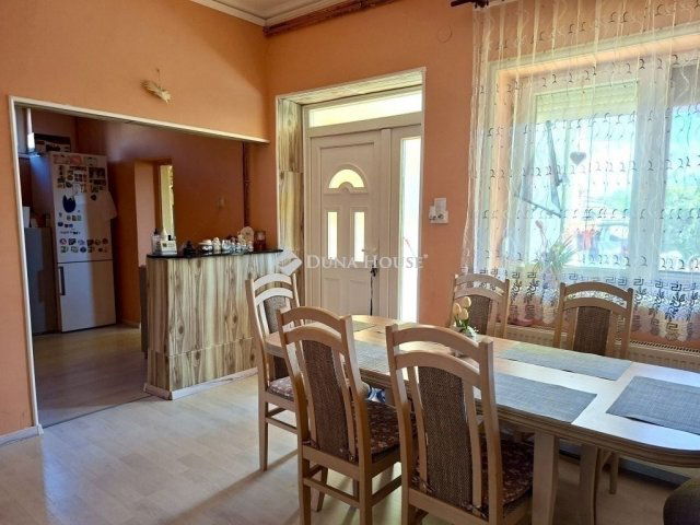 Eladó családi ház, Üllőn 79.9 M Ft, 3 szobás