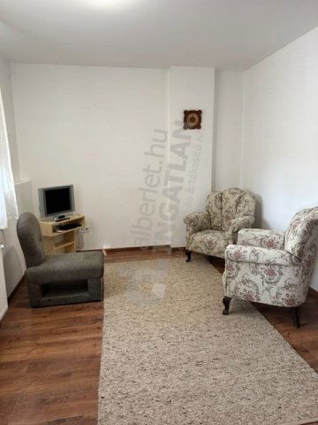 Kiadó családi ház, albérlet, Budapesten, XX. kerületben