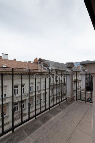 Eladó téglalakás, Budapesten, V. kerületben 185 M Ft, 3+1 szobás