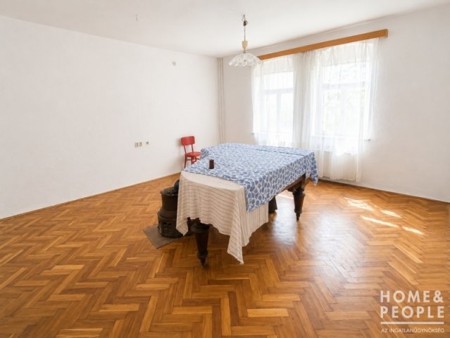 Eladó családi ház, Kübekházán 29.9 M Ft, 3 szobás