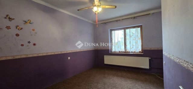 Eladó ikerház, Előszálláson 36 M Ft, 6 szobás