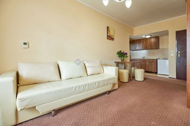 Eladó hotel, Hajdúszoboszlón 601.4 M Ft, 2 szobás