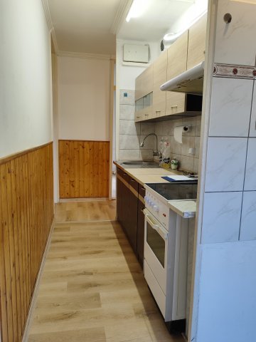 Eladó panellakás, Szekszárdon 35.9 M Ft, 3 szobás