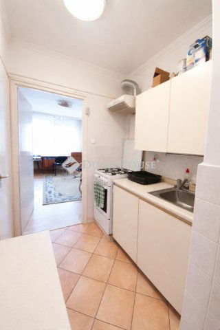 Kiadó panellakás, albérlet, Debrecenben 150 E Ft / hó, 1 szobás