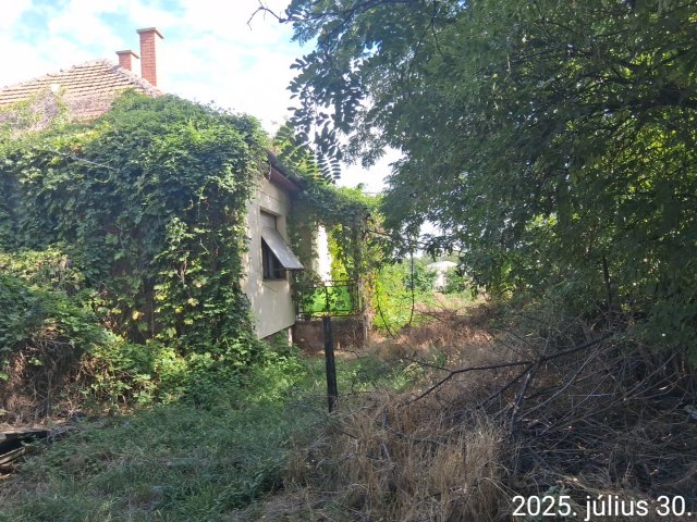 Eladó családi ház, Poroszlón, Arany János utcában 17.52 M Ft