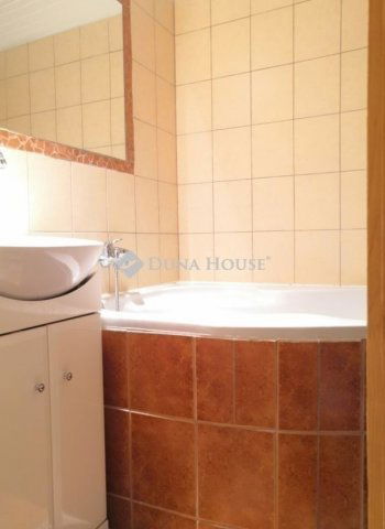 Eladó panellakás, Budapesten, XVI. kerületben 69.9 M Ft, 3 szobás