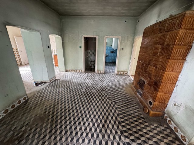 Eladó családi ház, Petriventén 14.9 M Ft, 3 szobás