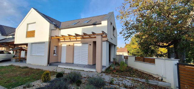 Kiadó ikerház, albérlet, Törökbálinton 500 E Ft / hó