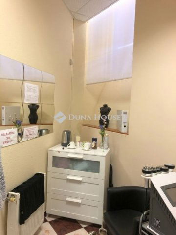 Eladó üzlethelyiség, Budapesten, XIII. kerületben 230 M Ft