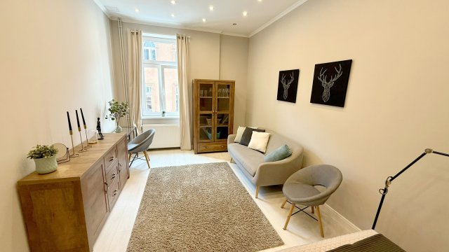 Kiadó téglalakás, albérlet, Budapesten, VI. kerületben