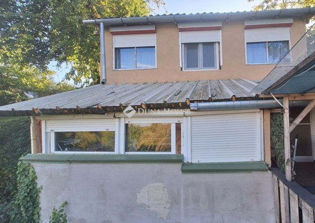 Eladó nyaraló, Kulcson 21.5 M Ft, 2 szobás / költözzbe.hu