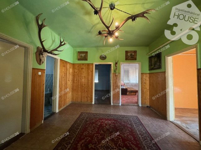 Eladó családi ház, Kiskunfélegyházán 44.5 M Ft, 3 szobás