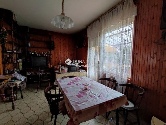 Eladó családi ház, Budapesten, XVIII. kerületben 154.9 M Ft