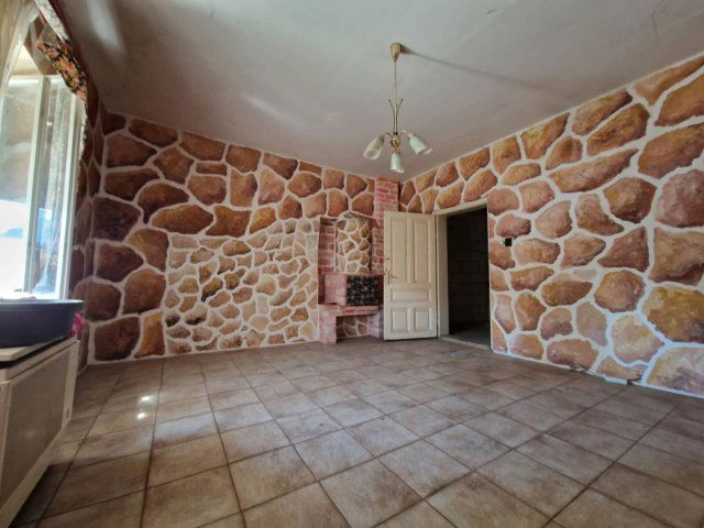 Eladó családi ház, Villányban 20.5 M Ft, 3 szobás