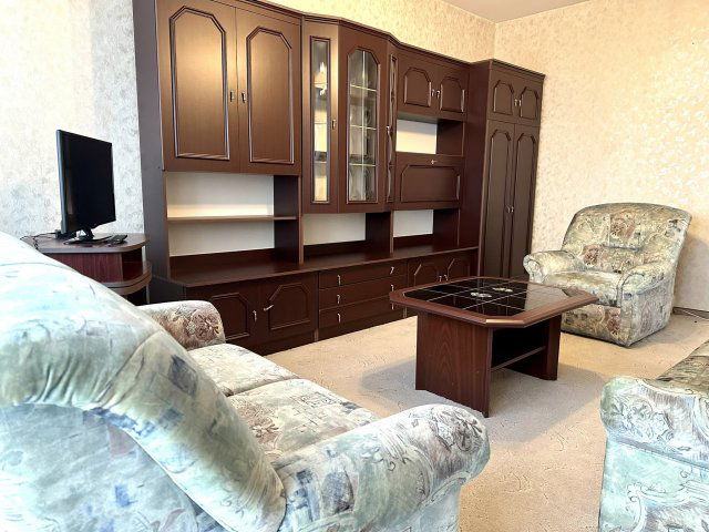 Eladó panellakás, Győrött 45.9 M Ft, 1+2 szobás