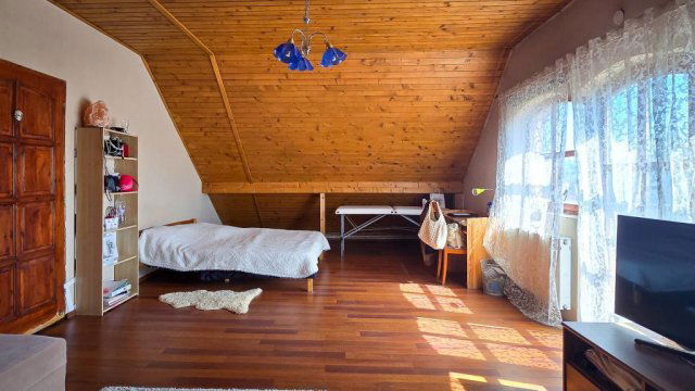 Eladó családi ház, Vácrátóton 149.99 M Ft, 7 szobás