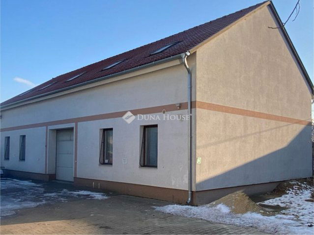 Eladó ipari ingatlan, Sopronban 195 M Ft / költözzbe.hu