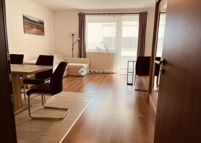 Eladó téglalakás, Budapesten, VIII. kerületben 76.5 M Ft