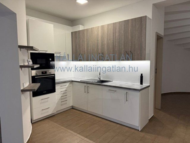 Kiadó ikerház, albérlet, Nyíregyházán 450 E Ft / hó, 4 szobás