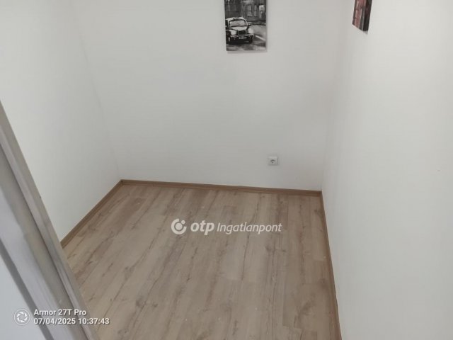 Eladó téglalakás, Budapesten, VIII. kerületben 22.9 M Ft